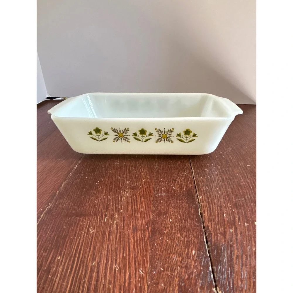 Vintage Anchor Hocking Fire-King Meadow Green Milk Glass Loaf Pan 441 1.5 Qt